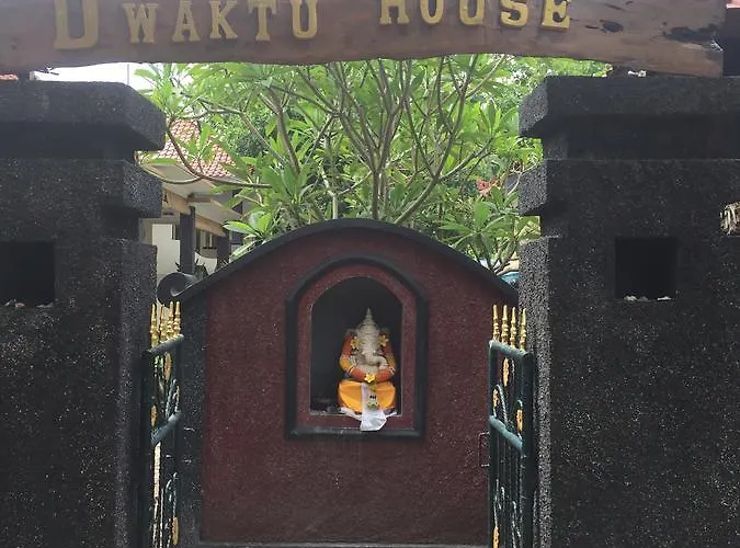D'waktu In House *